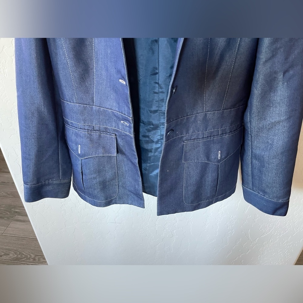 Lena Gabrielle|Blue Denim Boyfriend Blazer, Structured look•••Business Casual - Picture 5 of 14